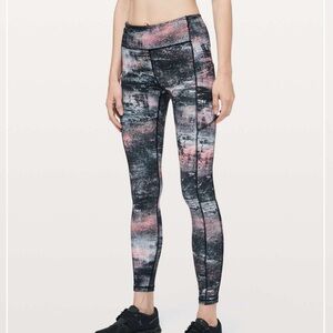 Lululemon Speed Up Tight 28" size 6